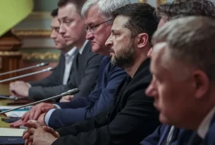 Володимир Зеленський на переговорах