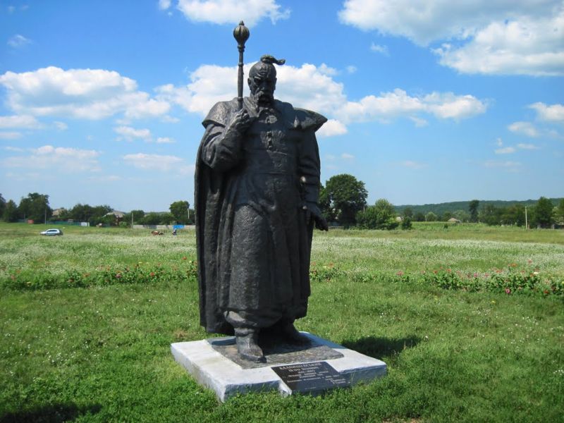 Петро Калнишевський, пам'ятник