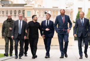 Кір Стармер був одним із провідних діячів «коаліції охочих», фото — у президентському палаці в Києві у травні 2025 року