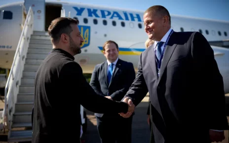 Зеленський та Залужний вітають один одного