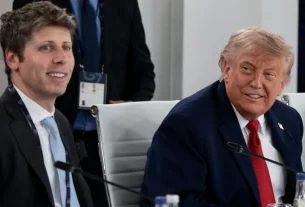 Генеральний директор OpenAI Сем Альтман разом із Дональдом Трампом на саміті G7 в Евіан-ле-Бен, Франція, 17 червня 2026 року