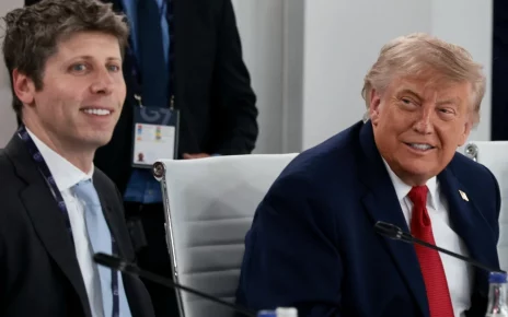 Генеральний директор OpenAI Сем Альтман разом із Дональдом Трампом на саміті G7 в Евіан-ле-Бен, Франція, 17 червня 2026 року
