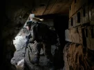 Щоб дістатися до «нульової лінії», українським військовим доводиться просуватися через надзвичайно небезпечні райони, насичені російськими дронами, та координувати свої дії з власними військами, що знаходяться поблизу.
