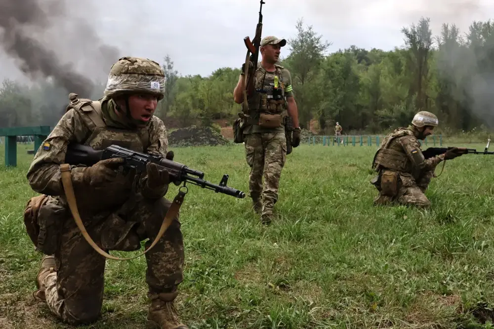 українська військова піхота на тренуванні