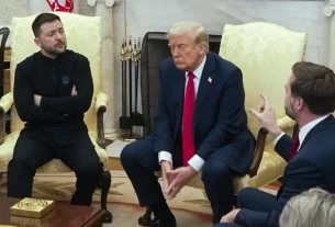 Володимир Зеленський з Трампом у овальному кабінеті, скандальні кадри
