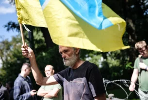 Акція протесту проти рішення про заміну Михайла Федорова на посаді міністра оборони в Києві, Україна