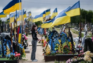 військове кладовище у Україні