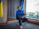 Том Флетчер, заступник Генерального секретаря ООН з гуманітарних питань та координатор з питань надзвичайної допомоги, виступає під час інтерв’ю в Києві, Україна, у середу, 19 серпня