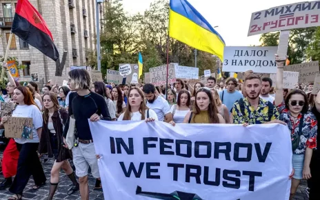 молоді демонстранти вийшли на підтримку Федорова