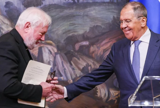Архієпископ Пол Галлахер зустрівся з міністром закордонних справ Росії Сергієм Лавровим