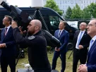 Міністр внутрішніх справ Німеччини Добріндт (праворуч на передньому плані) під час відкриття центру боротьби з гібридними загрозами в Берліні (червень 2026 року)
