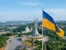 Родіна Мать та прапор України