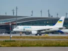 український літак президента України у аеропорту у Молдові