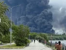 наслідки удару українського безпілотника на НПЗ у Санкт-Петербурзі