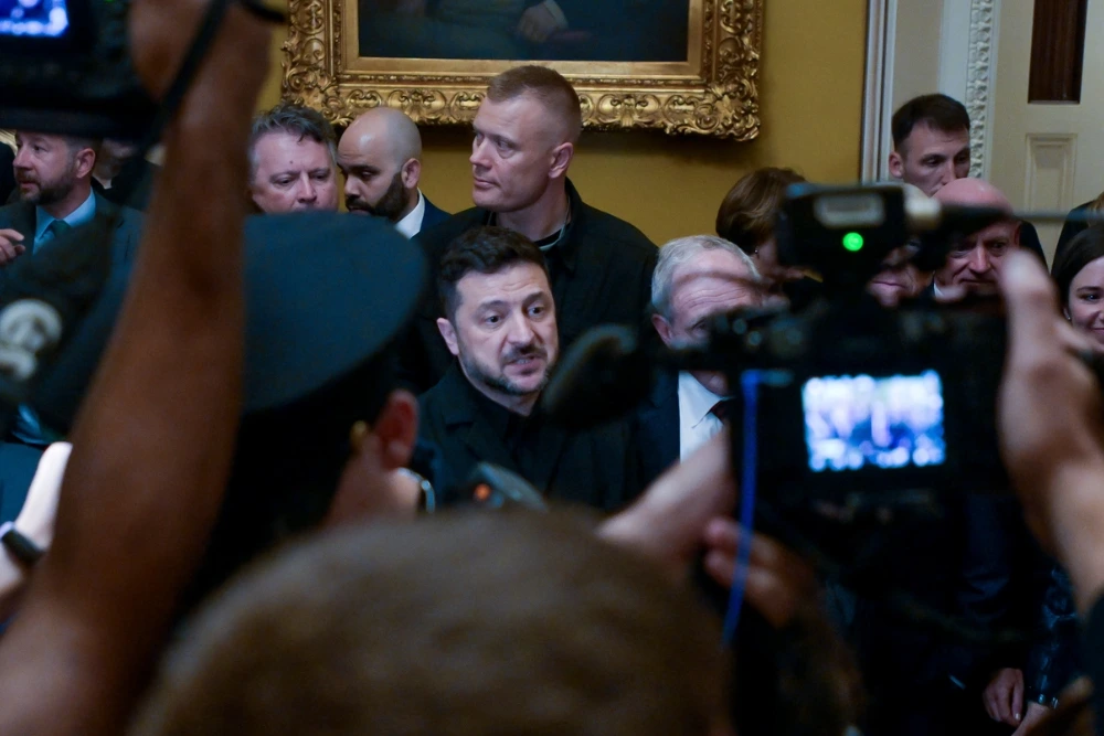 Прихильники цього законопроекту, зокрема президент України Володимир Зеленський, стверджують, що він надасть Білому дому необхідні інструменти для економічного тиску на Росію, обмеживши надходження коштів до військової машини Москви