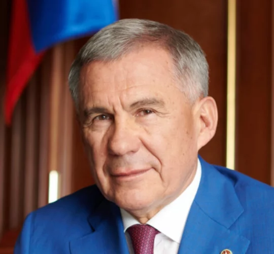 Глава Республіки Татарстан (Росія) Рустам Мінніханов входить до числа осіб та організацій, проти яких ЄС ввів санкції за причетність до депортації українських дітей до Росії