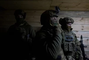 28 січня 2026 року українські військовослужбовці готуються до навчань у Донецькій області.