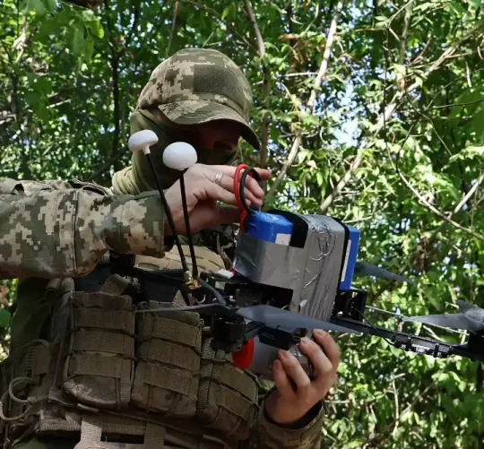 український оператор дрона перехоплювача