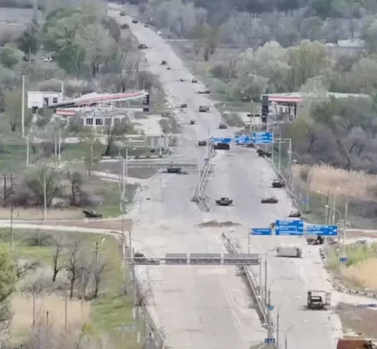 Голодуючі українці змушені йти «дорогою смерті», щоб втекти від російської окупації