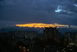 Крайовид на столицю України - Київ у ранковий час