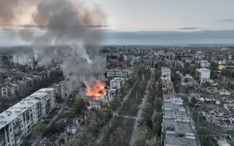 У міру того як п’ятий рік бойових дій затягується, ситуація стає все більш суворою