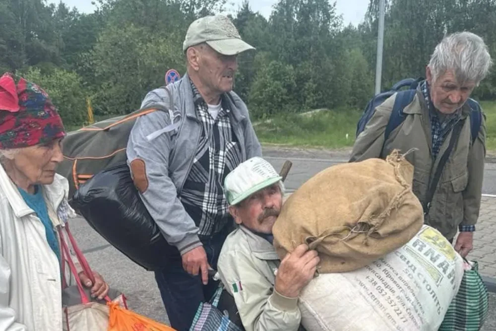 Цим мешканцям вдалося виїхати з Олешок навесні цього року