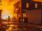 Пожежники загасили пожежу в житловому районі після російського авіаудару по Харкову 28 жовтня